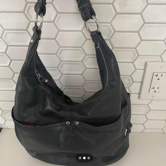 Danier Leather Womens Handbag - Picture 2 of 3